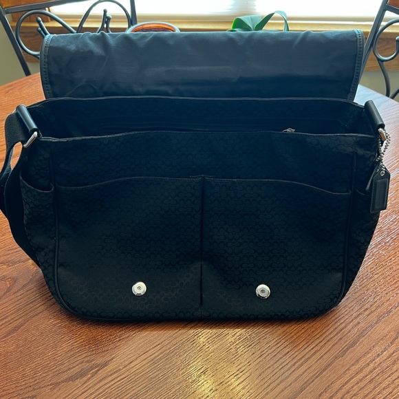 Coach Messenger/Tech Bag - Picture 5 of 8